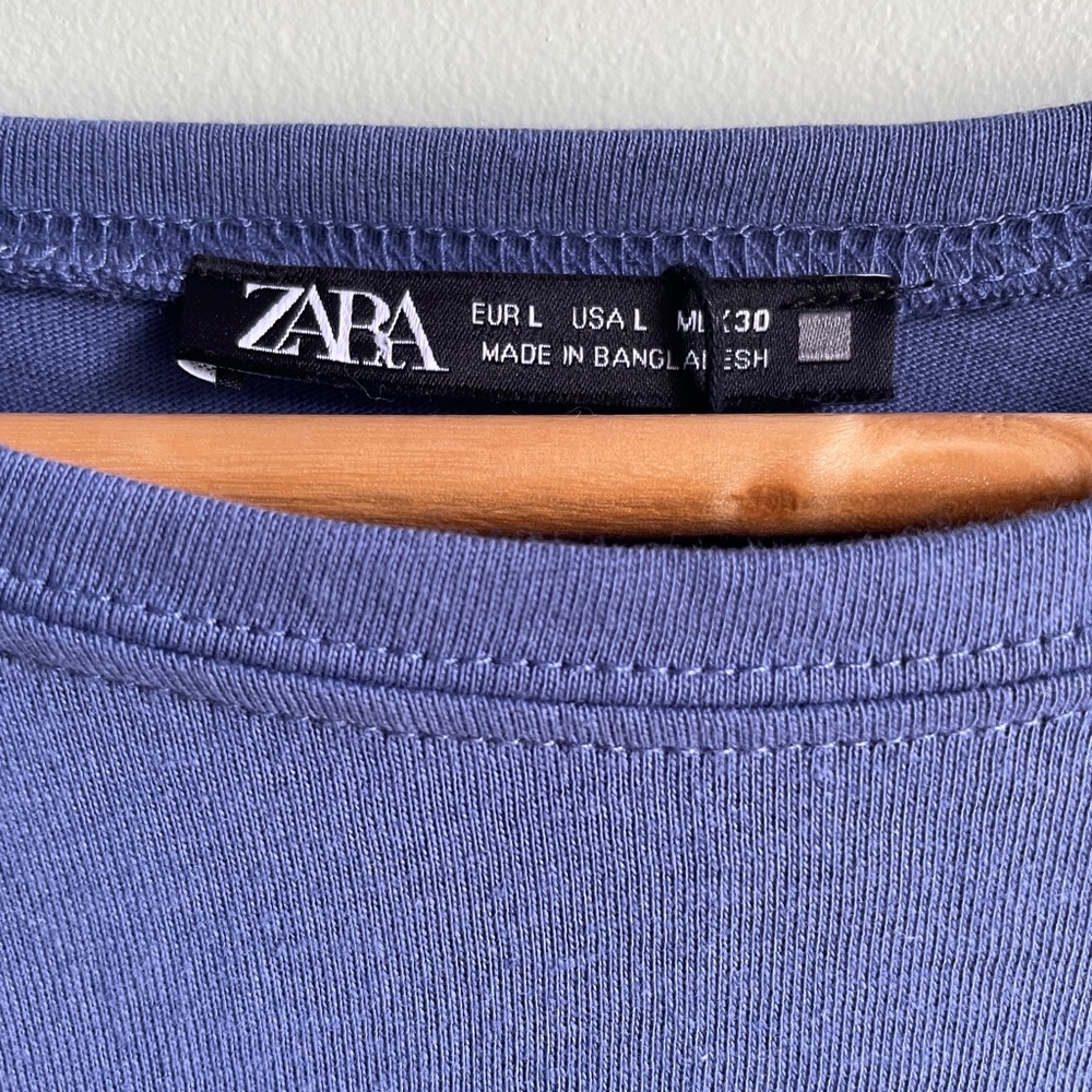 Sleeveless Crop Tee - Picture 3 of 8
